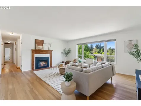 7323 SW Nevada Terrace Portland OR 97219