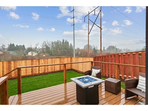 17231 NW Oakley Court Portland OR 97229