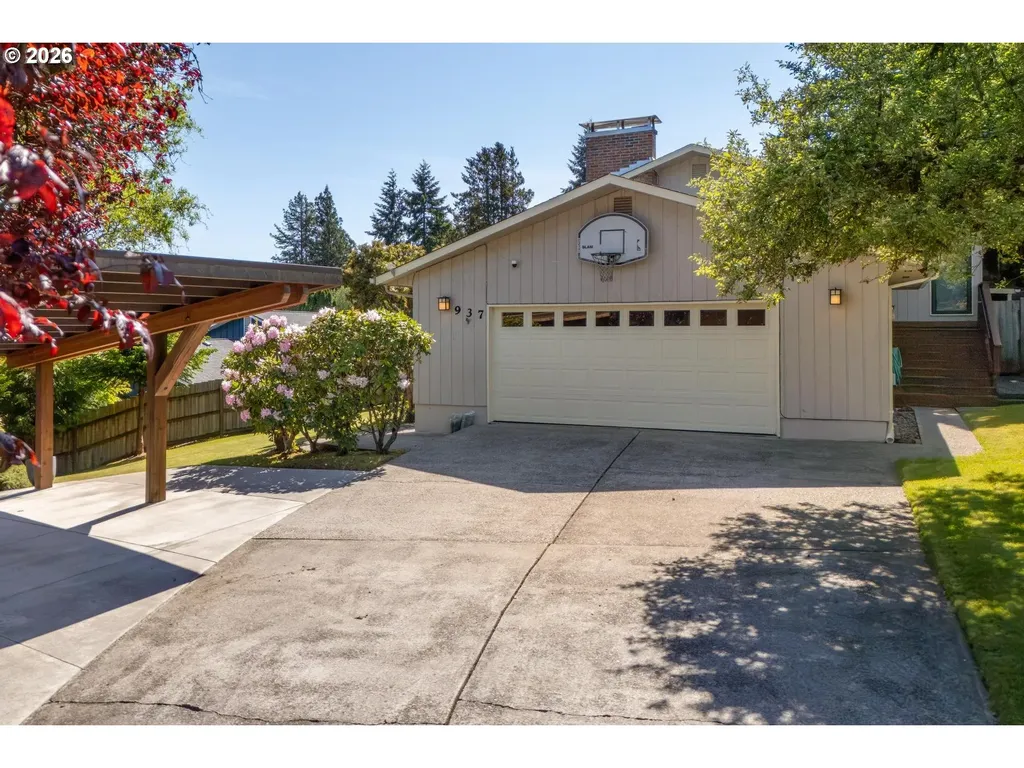 937 Janice Court Clatskanie OR 97016