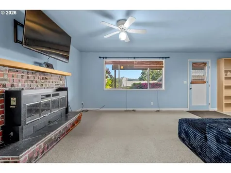 937 Janice Court Clatskanie OR 97016