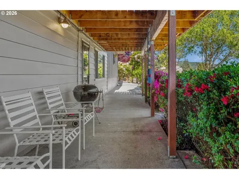937 Janice Court Clatskanie OR 97016
