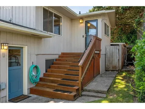 937 Janice Court Clatskanie OR 97016