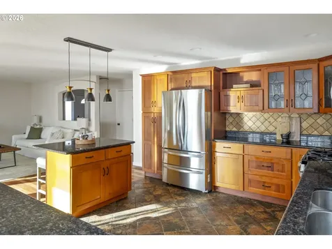 2704 Orchard Hill Lane Lake Oswego OR 97035