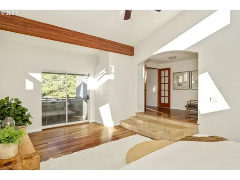 2704 Orchard Hill Lane Lake Oswego OR 97035