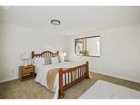 2704 Orchard Hill Lane Lake Oswego OR 97035