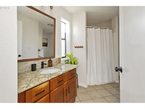 2704 Orchard Hill Lane Lake Oswego OR 97035