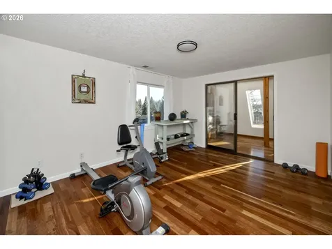 2704 Orchard Hill Lane Lake Oswego OR 97035