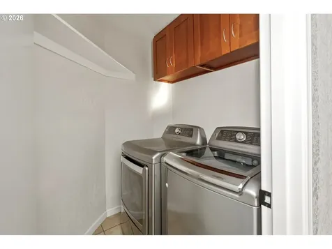 2704 Orchard Hill Lane Lake Oswego OR 97035