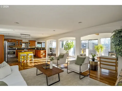 2704 Orchard Hill Lane Lake Oswego OR 97035