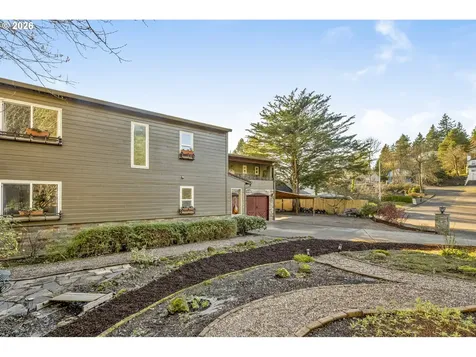 2704 Orchard Hill Lane Lake Oswego OR 97035