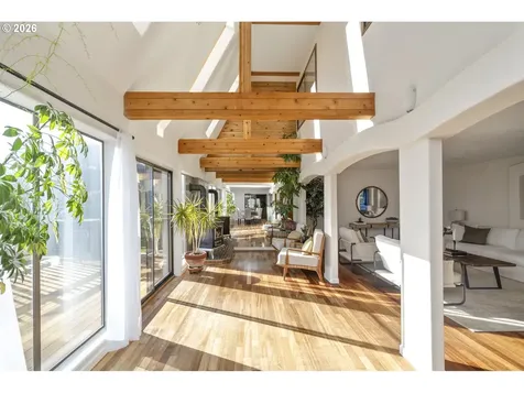 2704 Orchard Hill Lane Lake Oswego OR 97035