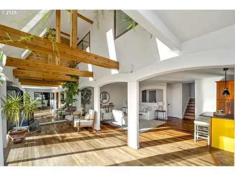 2704 Orchard Hill Lane Lake Oswego OR 97035