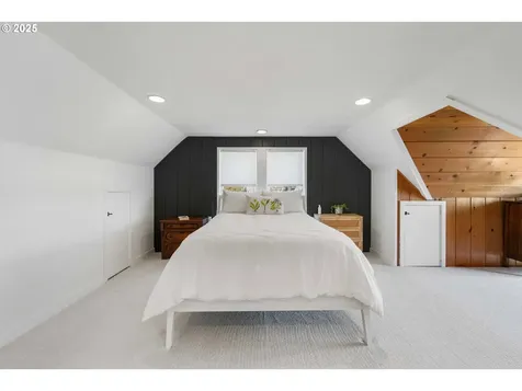 1371 Bayview Street North Bend OR 97459