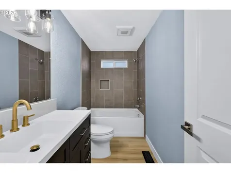 5685 SW 207th Avenue Beaverton OR 97078