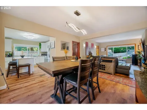 150 Rees Hill Road SE Salem OR 97306