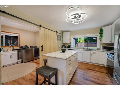 150 Rees Hill Road SE Salem OR 97306