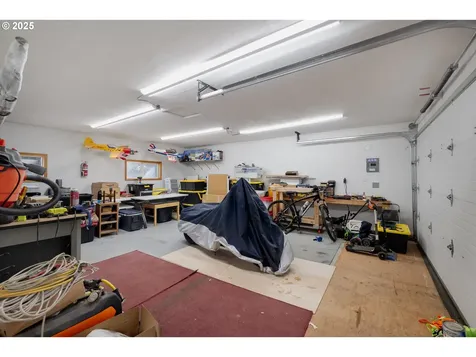 150 Rees Hill Road SE Salem OR 97306