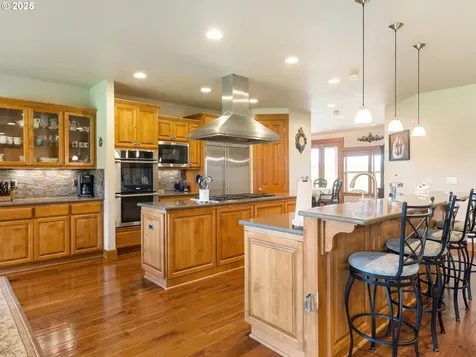 19601 Boones Ferry Road NE Hubbard OR 97032