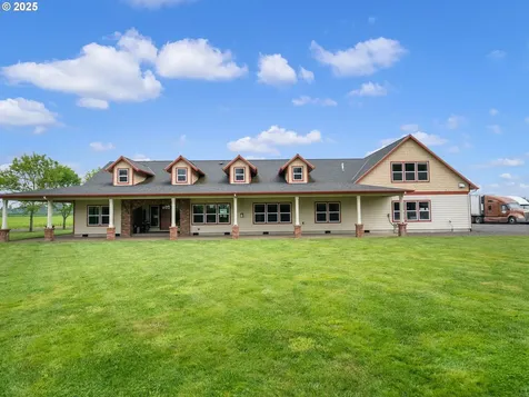 19601 Boones Ferry Road NE Hubbard OR 97032