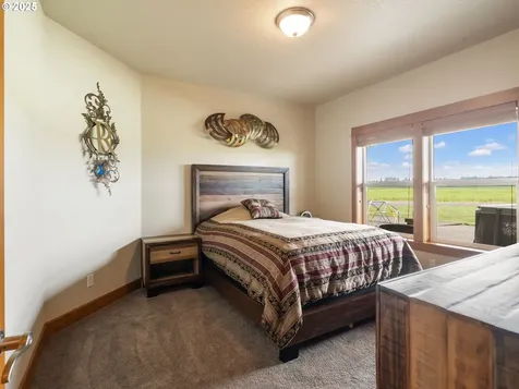 19601 Boones Ferry Road NE Hubbard OR 97032