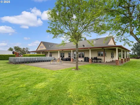 19601 Boones Ferry Road NE Hubbard OR 97032