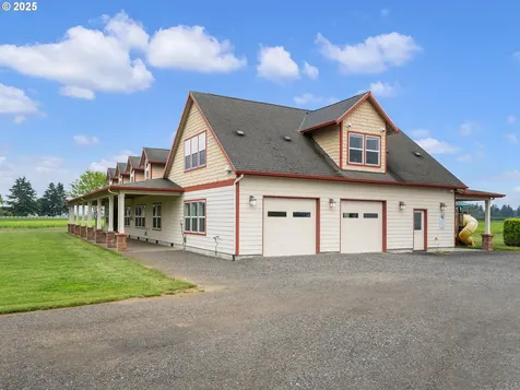 19601 Boones Ferry Road NE Hubbard OR 97032