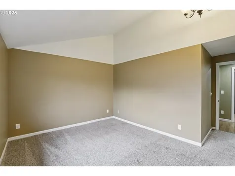 7610 SW 165th Avenue Beaverton OR 97007