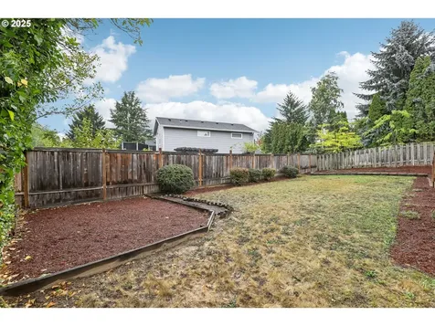 7610 SW 165th Avenue Beaverton OR 97007