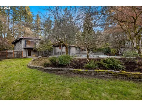 11612 SW Lancaster Road Portland OR 97219
