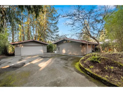 11612 SW Lancaster Road Portland OR 97219