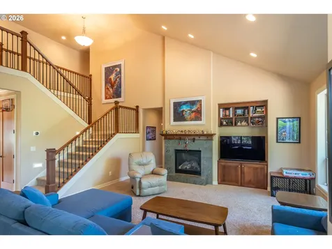 762 Southridge Way Roseburg OR 97470