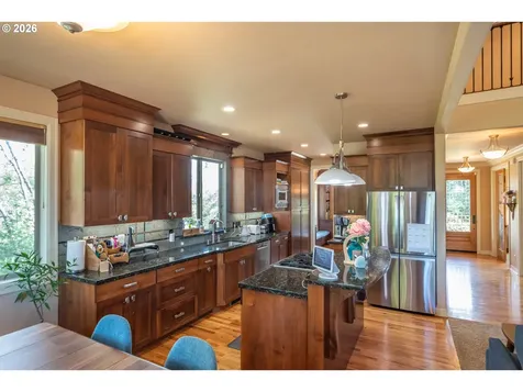 762 Southridge Way Roseburg OR 97470