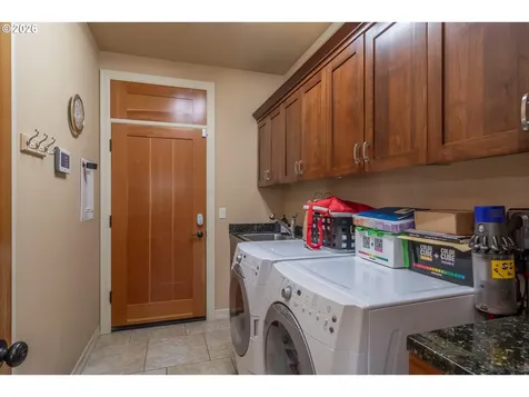 762 Southridge Way Roseburg OR 97470