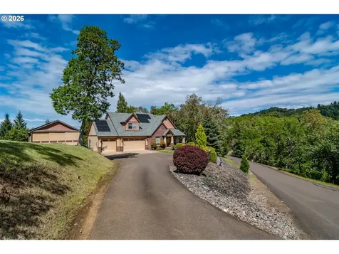 762 Southridge Way Roseburg OR 97470