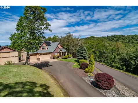 762 Southridge Way Roseburg OR 97470