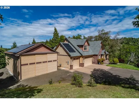 762 Southridge Way Roseburg OR 97470