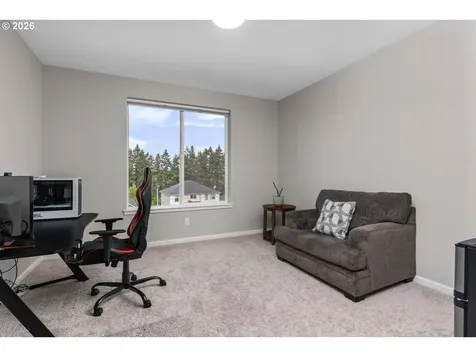 124 W 20th Way La Center WA 98629