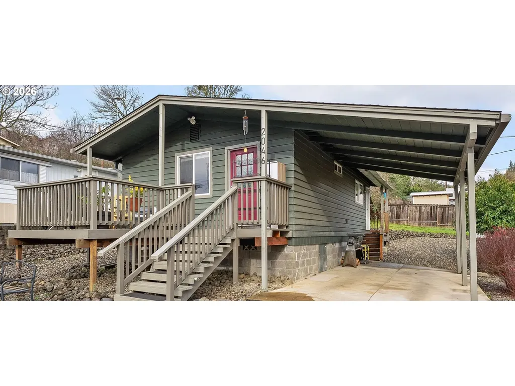 2046 NE Freemont Avenue Roseburg OR 97470