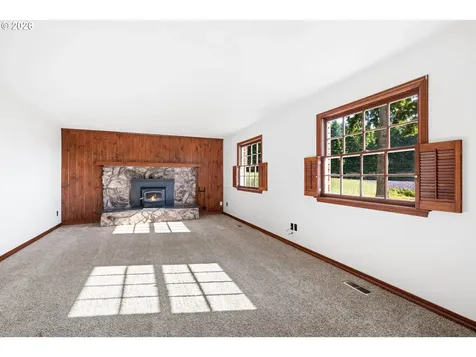 17753 Powers Creek Loop Road Silverton OR 97381