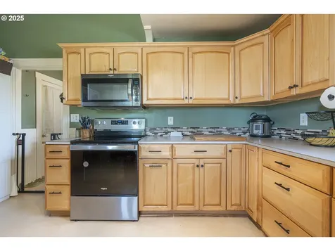 1845 NE Lafayette Avenue Mcminnville OR 97128