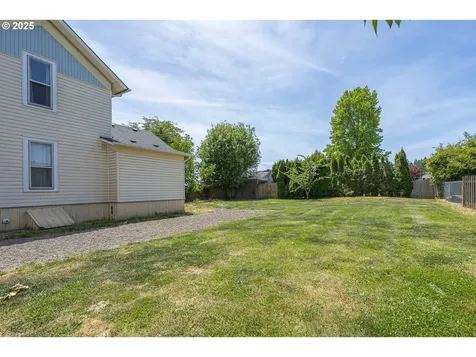 1845 NE Lafayette Avenue Mcminnville OR 97128