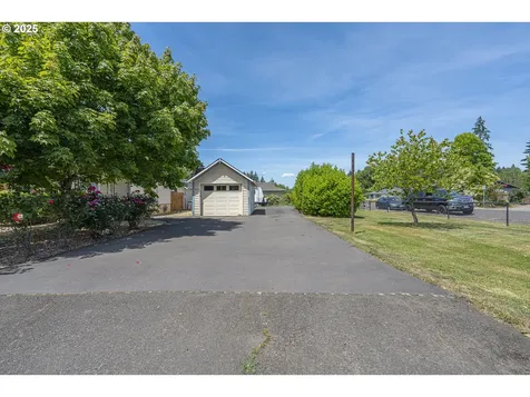 1845 NE Lafayette Avenue Mcminnville OR 97128