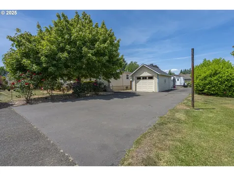 1845 NE Lafayette Avenue Mcminnville OR 97128
