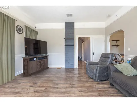 1845 NE Lafayette Avenue Mcminnville OR 97128