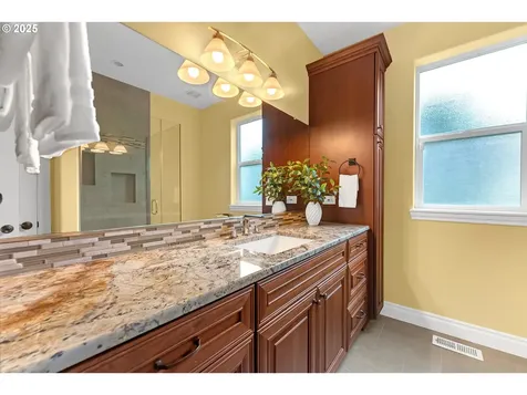 17833 Marylcreek Drive Lake Oswego OR 97034