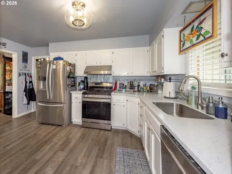 2331 SW 27th Drive Gresham OR 97080