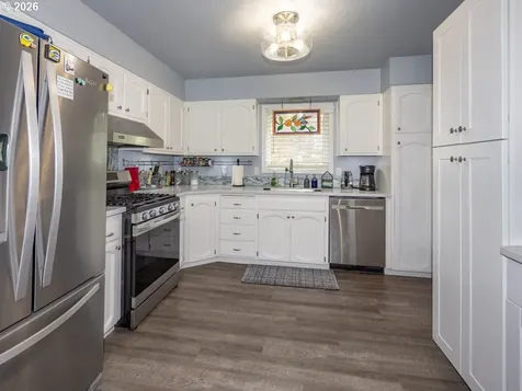 2331 SW 27th Drive Gresham OR 97080
