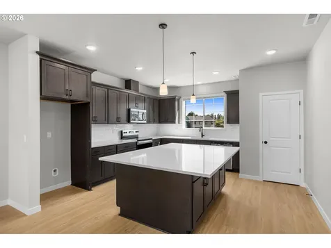 3437 SE Everwood Lane Hillsboro OR 97123