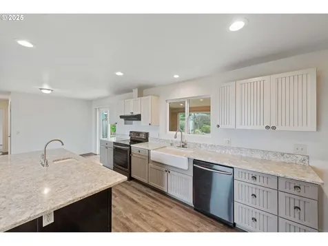 975 Ocean Drive SW Bandon OR 97411