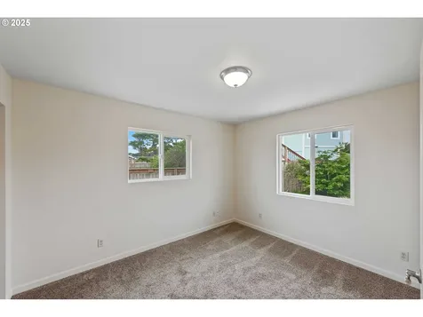 975 Ocean Drive SW Bandon OR 97411